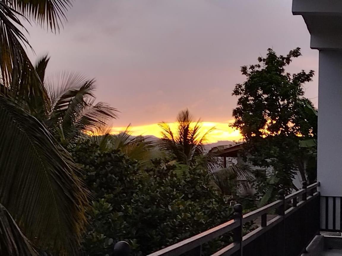 康提 Mountain View酒店 外观 照片